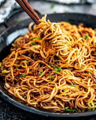  Jiaozuo Seared Beef Noodles: Onko Mausteinen Liha-Nuudlisalaatti Kiinan Vastaus Italian Pizzaan?