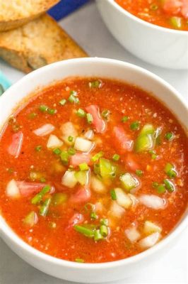  Gazpacho Andaluzan - Yksinkertaisen raikas ja täynnä makua kesän keitto!